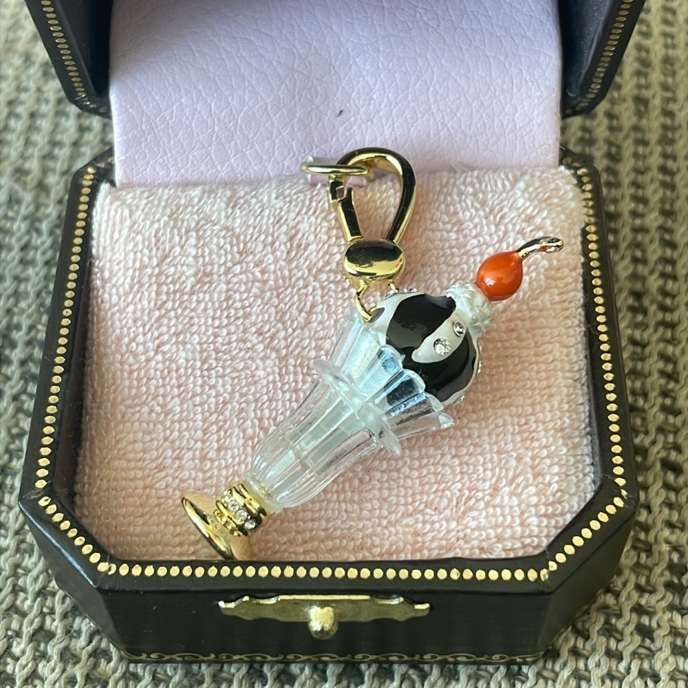 JUICY COUTURE Gold and Black Ice Cream Charm